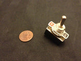 2 Piece On/Off 2 Way SPST Metal Handle Toggle Switch AC 125v 4A dc 1/2” hole c15